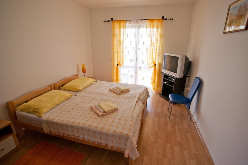 Apartments Marinic Primošten الغرفة الصورة
