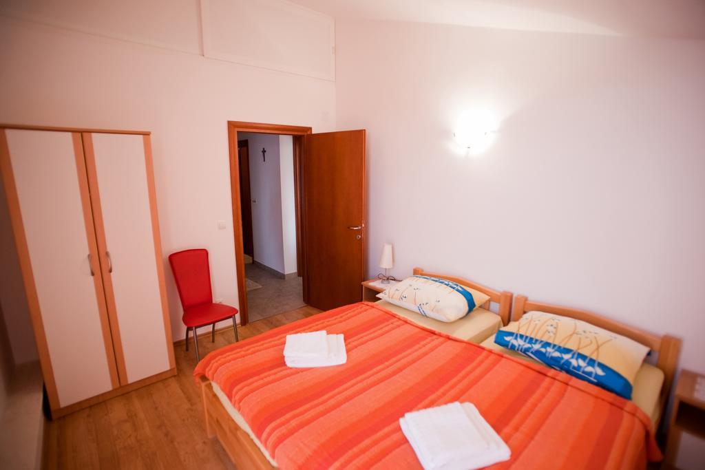 Apartments Marinic Primošten الغرفة الصورة