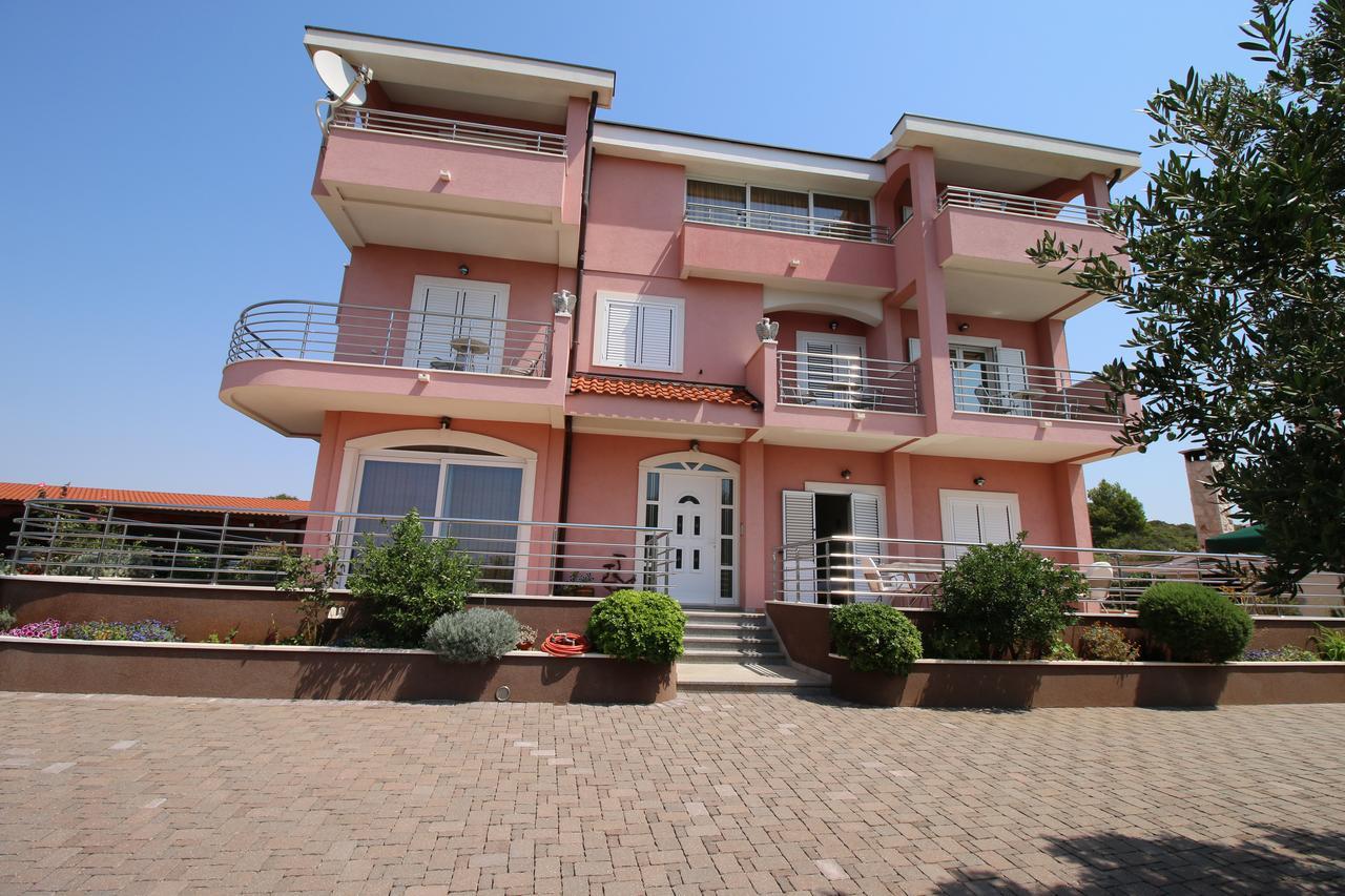 Apartments Marinic Primošten المظهر الخارجي الصورة